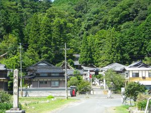 大川神社の産の神様の姿を描いた図